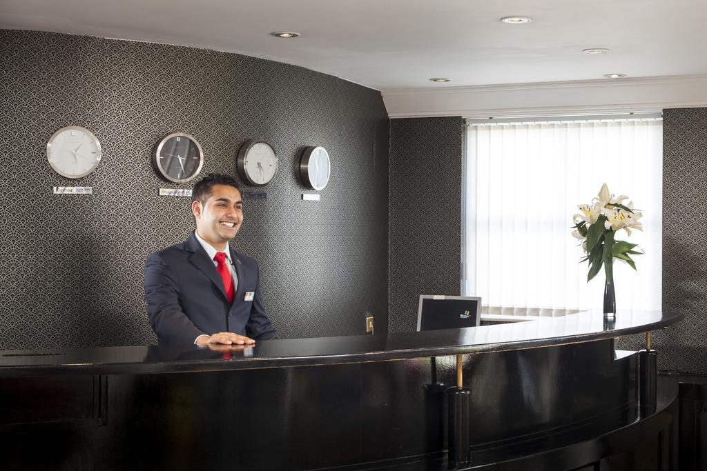 Park Inn By Radisson Shannon Airport Buitenkant foto