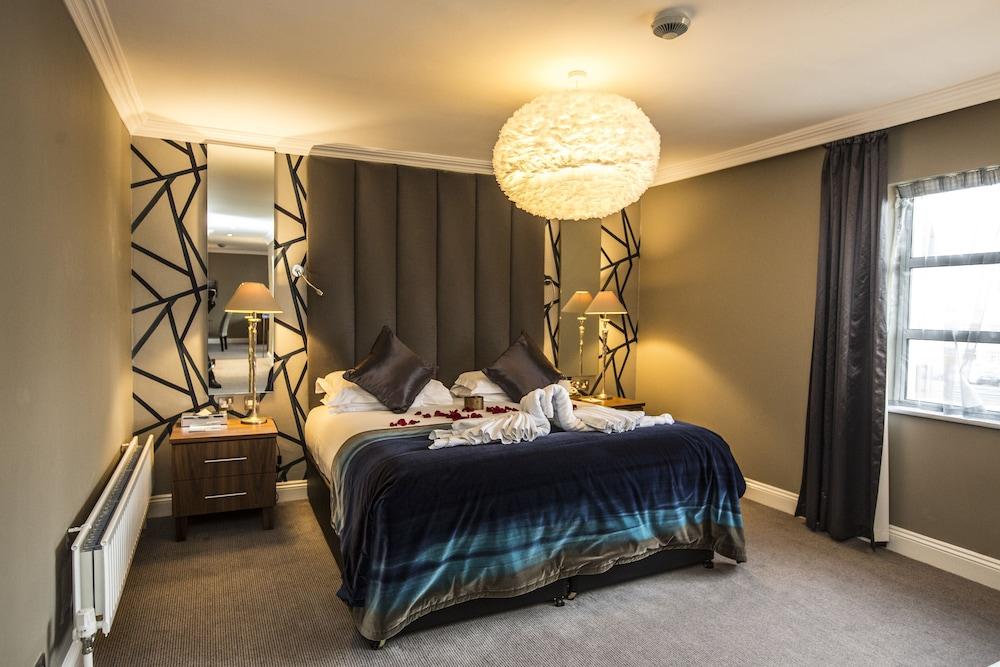 Park Inn By Radisson Shannon Airport Buitenkant foto
