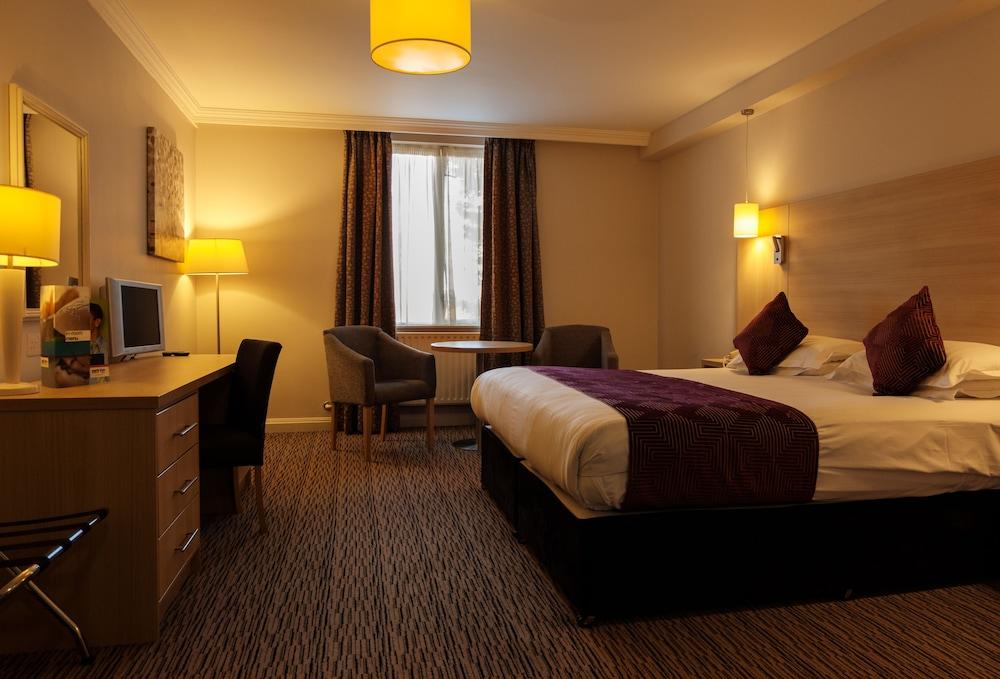 Park Inn By Radisson Shannon Airport Buitenkant foto