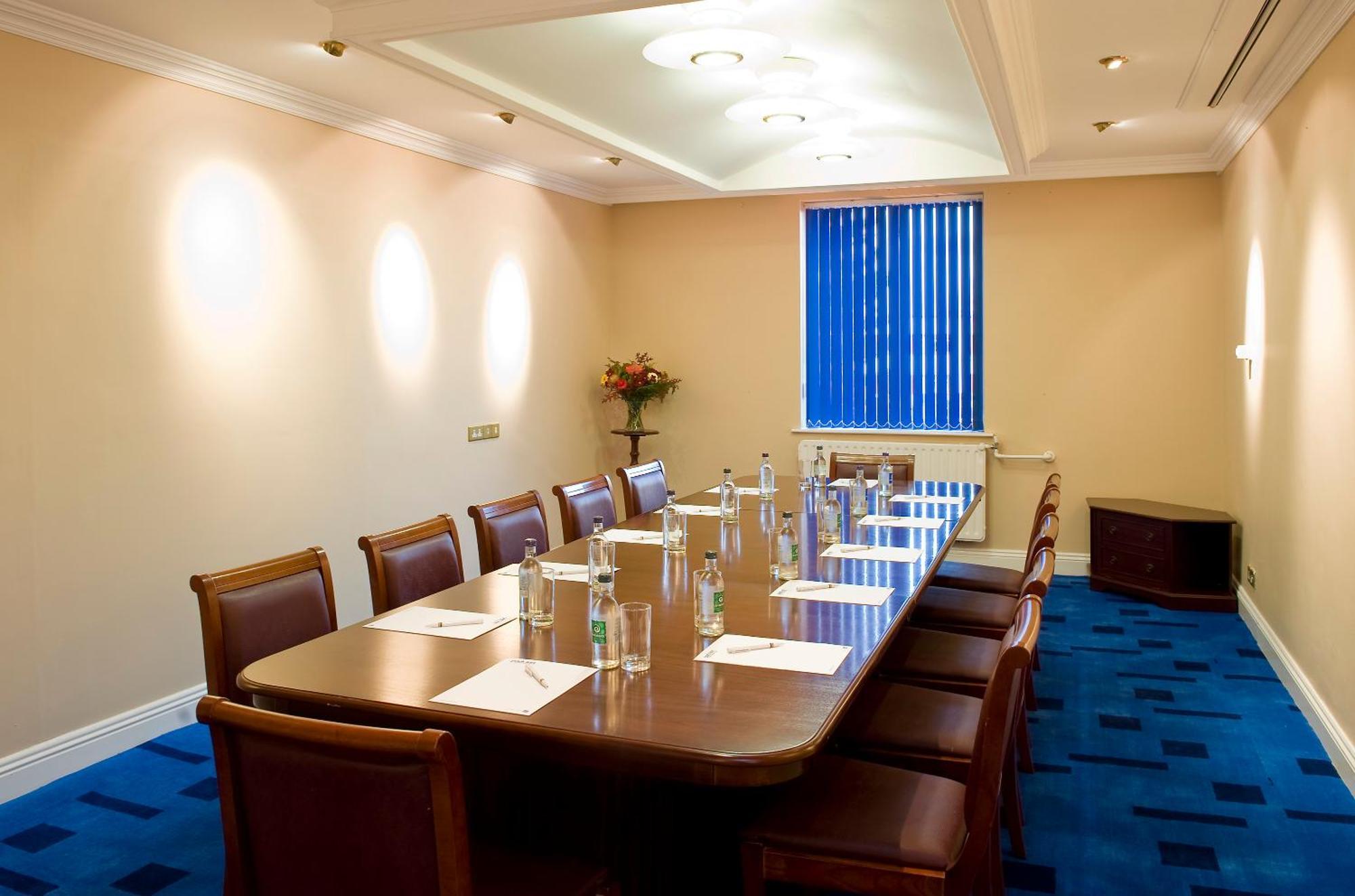 Park Inn By Radisson Shannon Airport Zakenleven foto