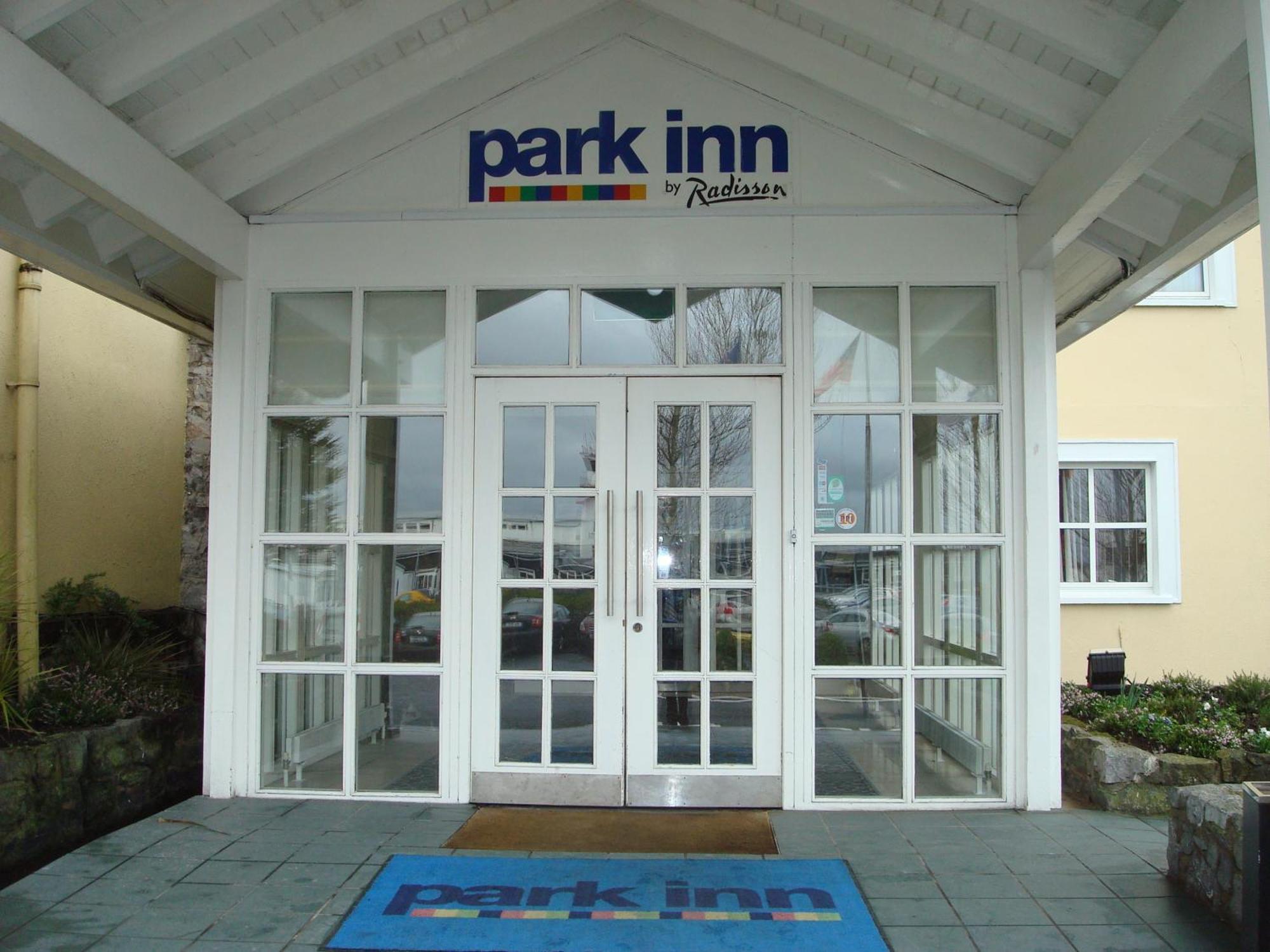 Park Inn By Radisson Shannon Airport Buitenkant foto