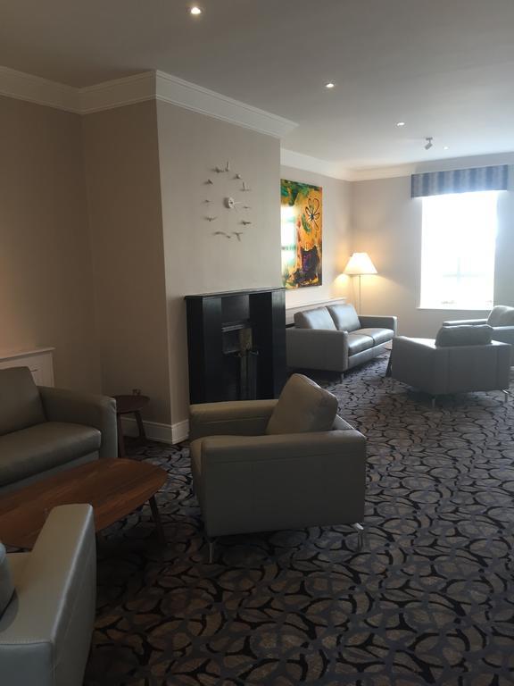 Park Inn By Radisson Shannon Airport Buitenkant foto