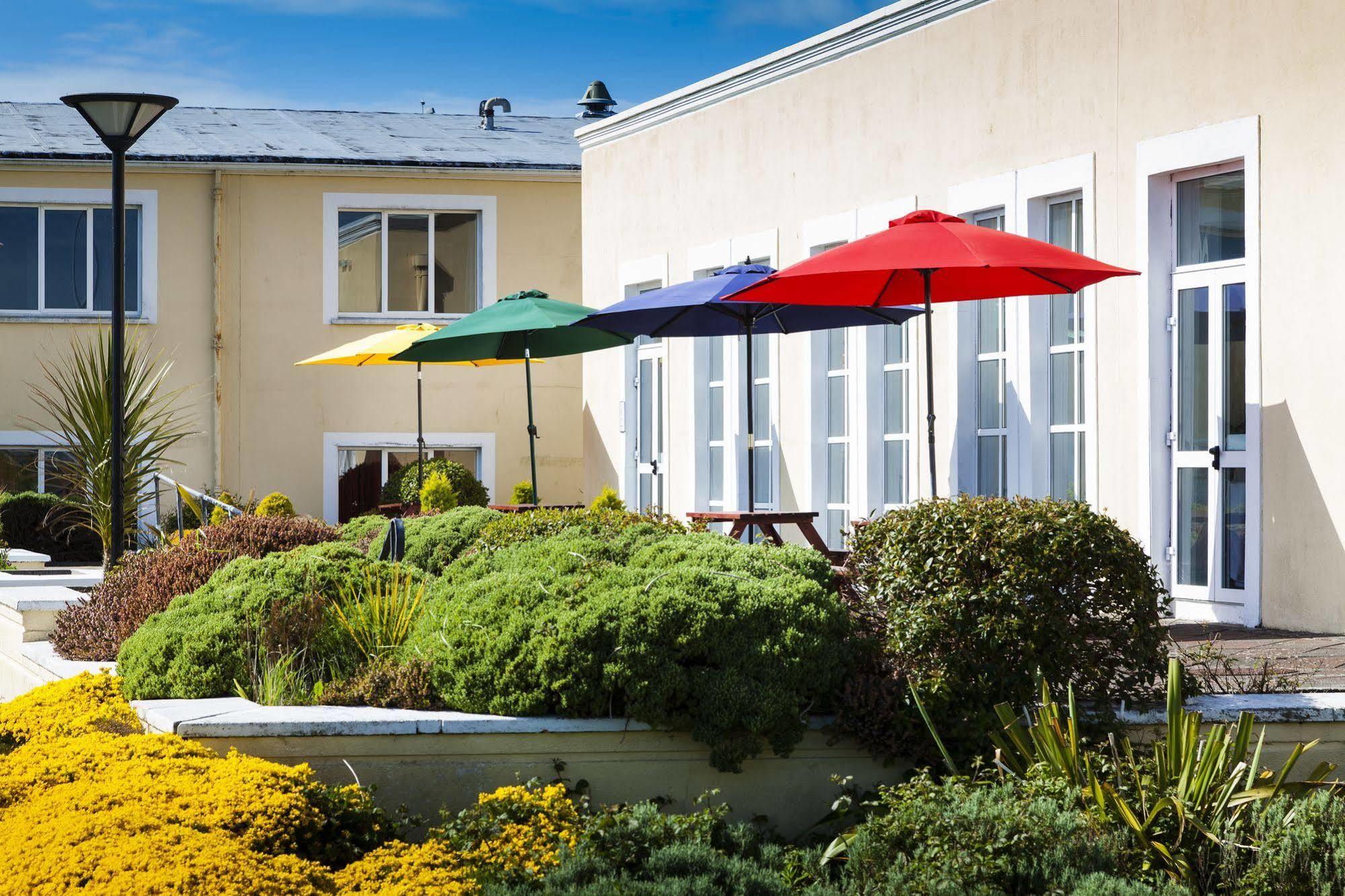 Park Inn By Radisson Shannon Airport Buitenkant foto