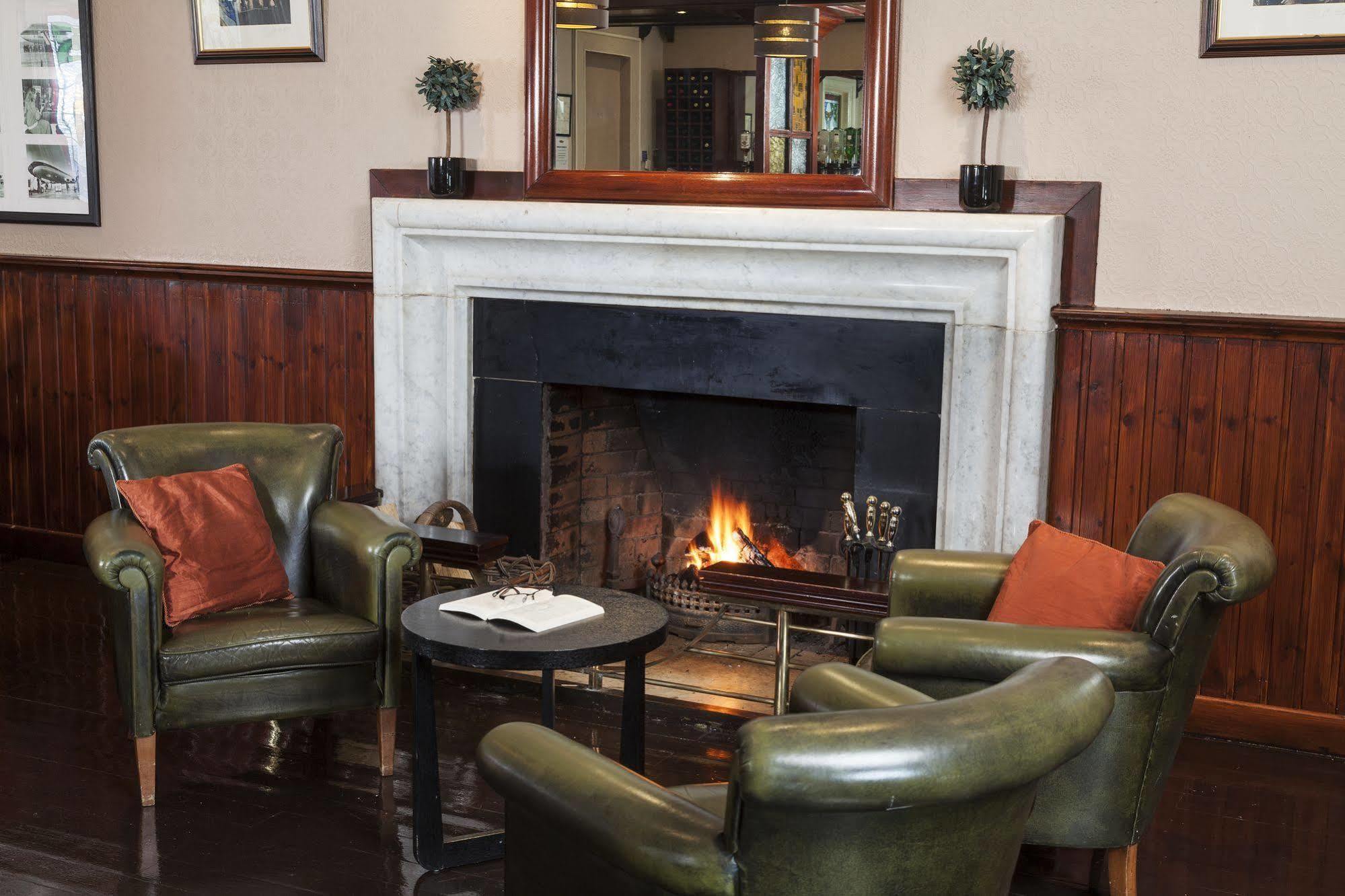 Park Inn By Radisson Shannon Airport Buitenkant foto