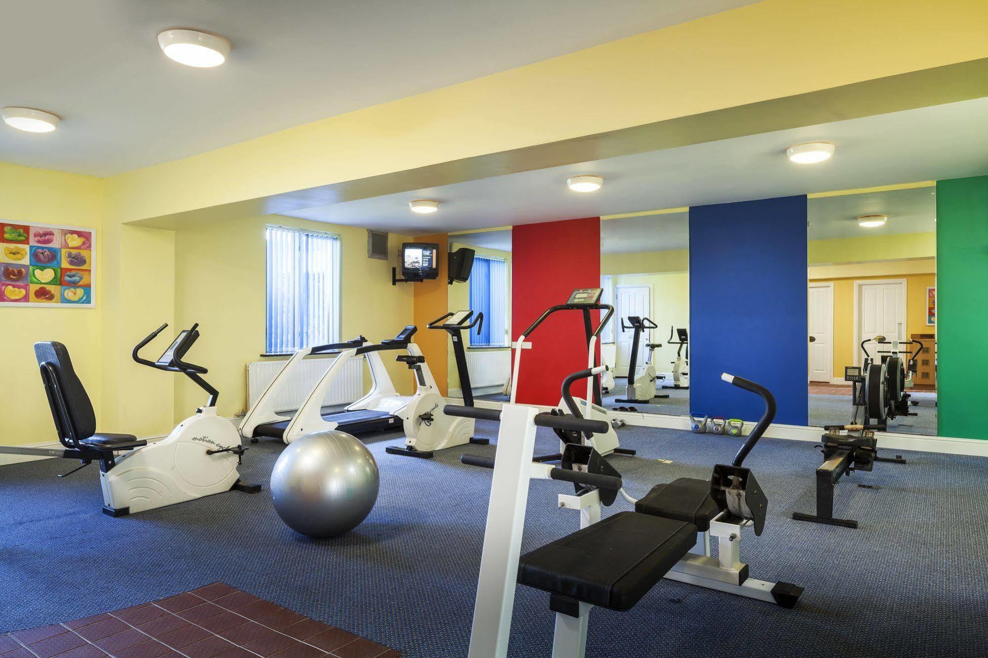 Park Inn By Radisson Shannon Airport Buitenkant foto