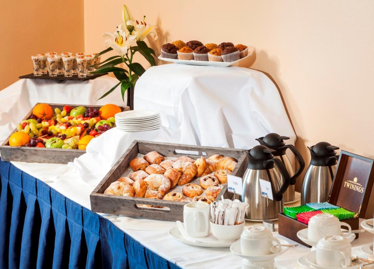 Park Inn By Radisson Shannon Airport Buitenkant foto