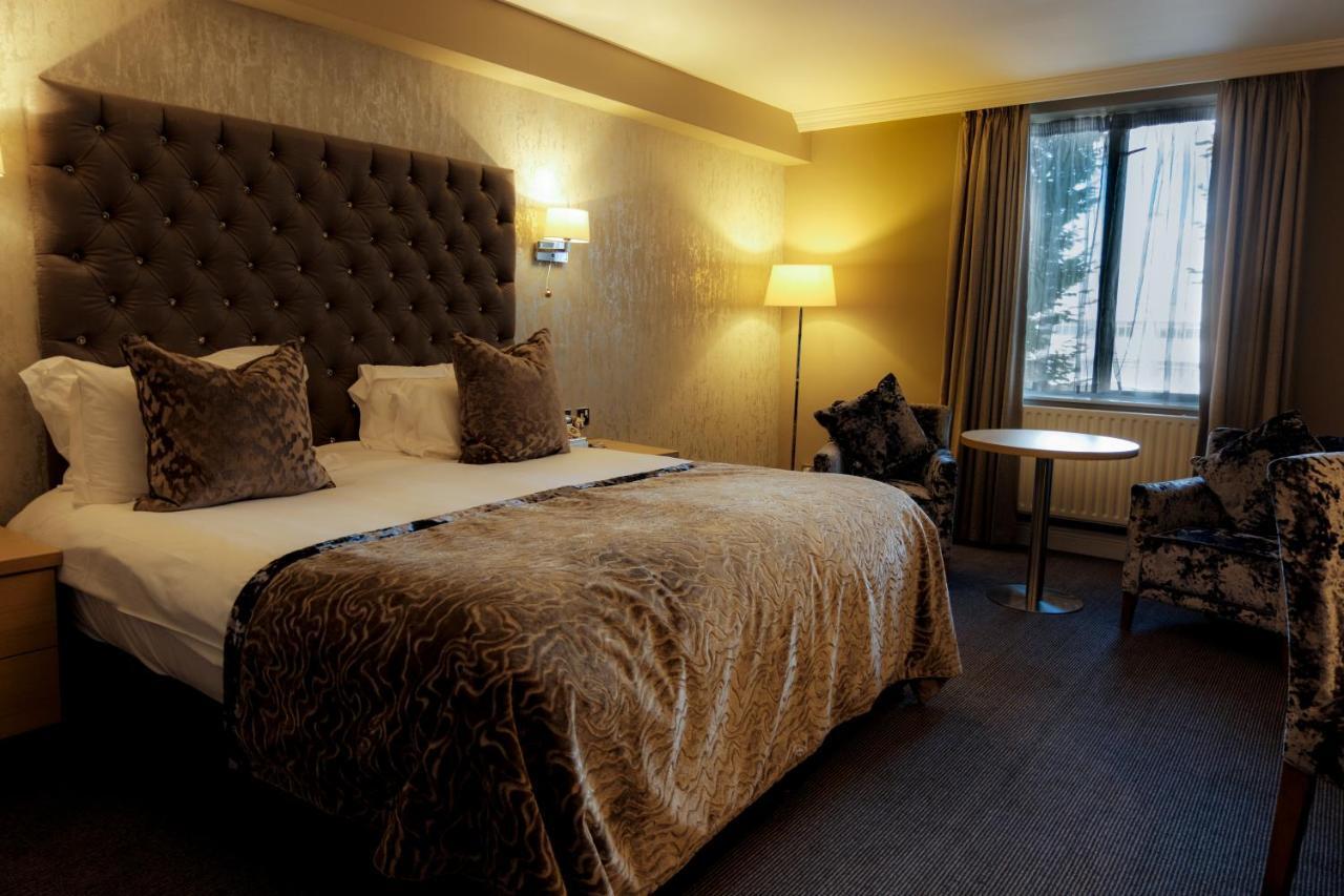 Park Inn By Radisson Shannon Airport Buitenkant foto